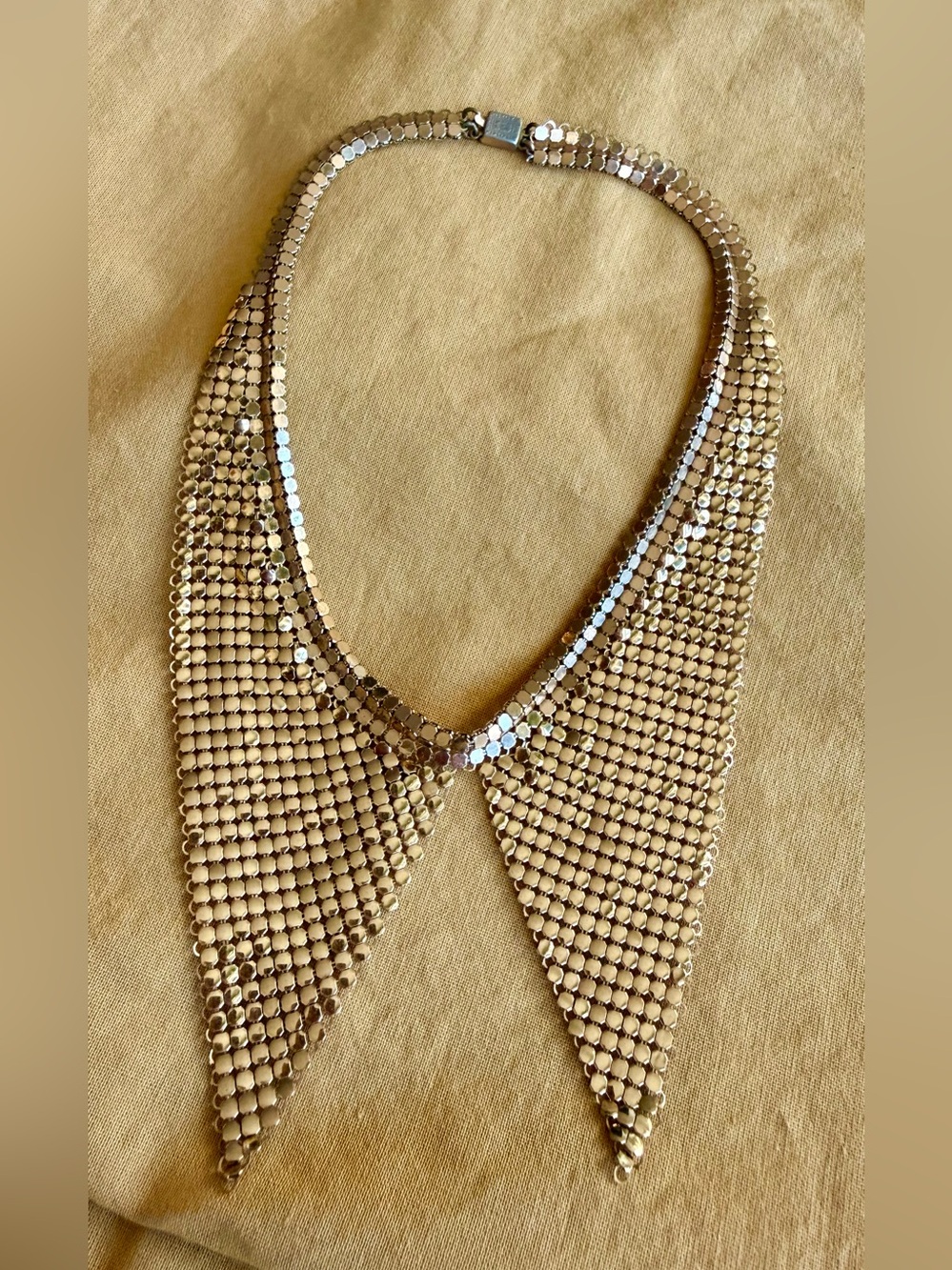 Vintage Liquid Gold Mesh Choker Double Pointed Collar XS